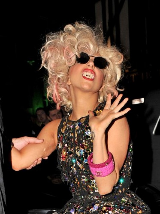 Kráska :D Iba ak zo záhrobia...